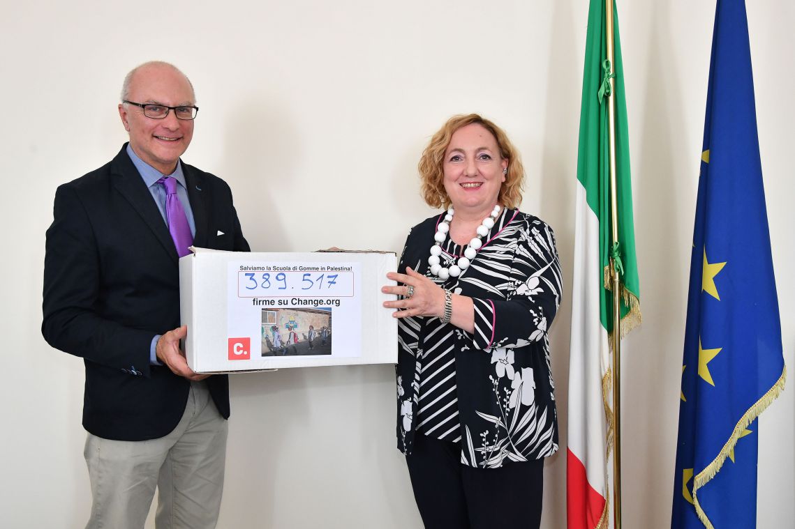 La Sottosegretaria Emanuela Del Re incontra l’Associazione “Vento di Terra”