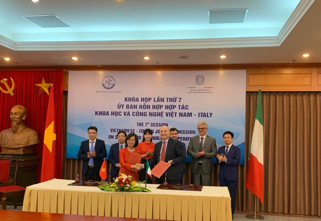 riunione-commissione-scientifica-tecnologica-italia-vietnam-3