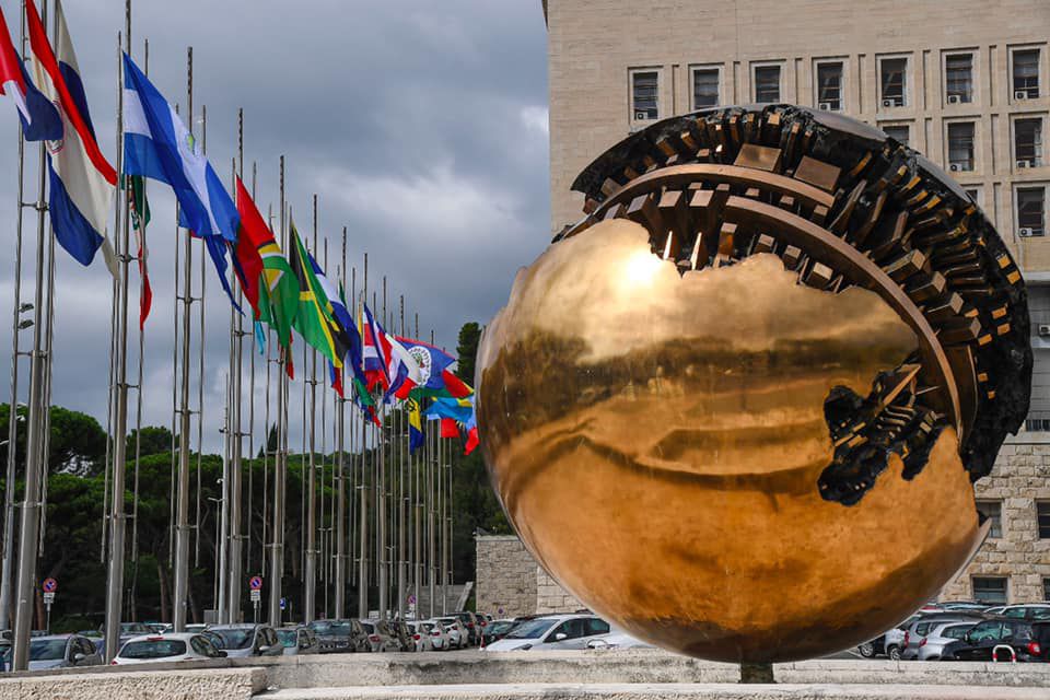 Le opere nel mondo di Arnaldo Pomodoro-Sul sito di Arnaldo Pomodoro