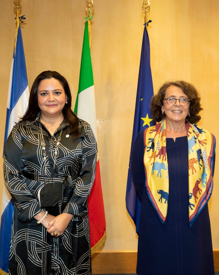 La Vice Ministra Marina Sereni incontra la Sottosegretaria di Stato per le Relazioni Estere e la Cooperazione Internazionale dell’Honduras, Karen Alejandra Najarro