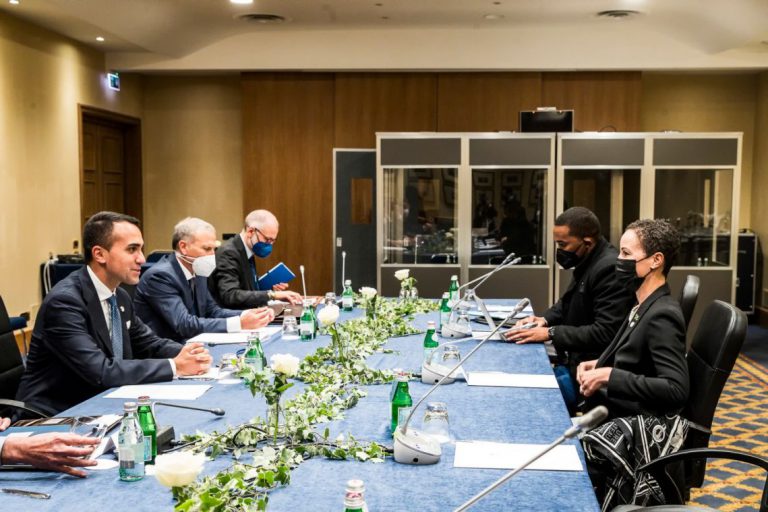 Il Ministro Luigi Di Maio incontra la Ministra degli Esteri giamaicana, Kamina J Smith