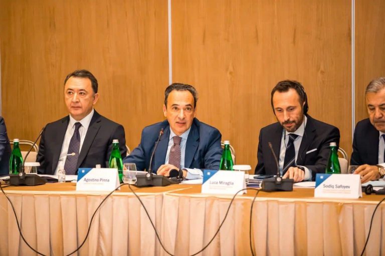 Tavola rotonda sulla cooperazione fra Italia e Uzbekistan