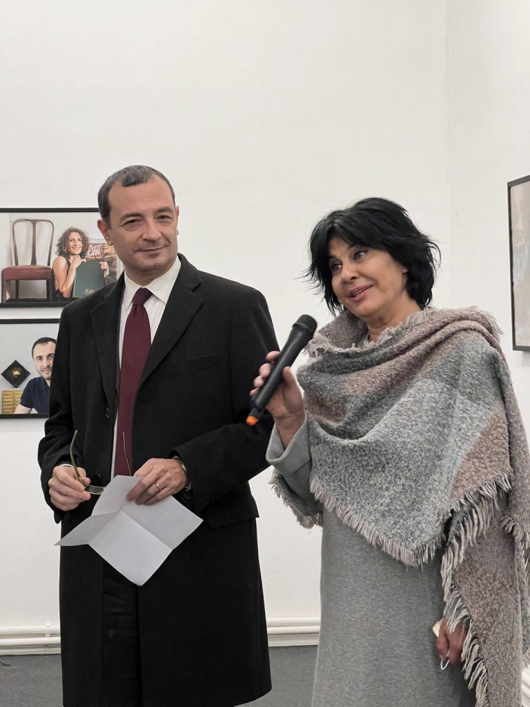 A Jerevan la mostra Tracce di Patrizia Posillipo