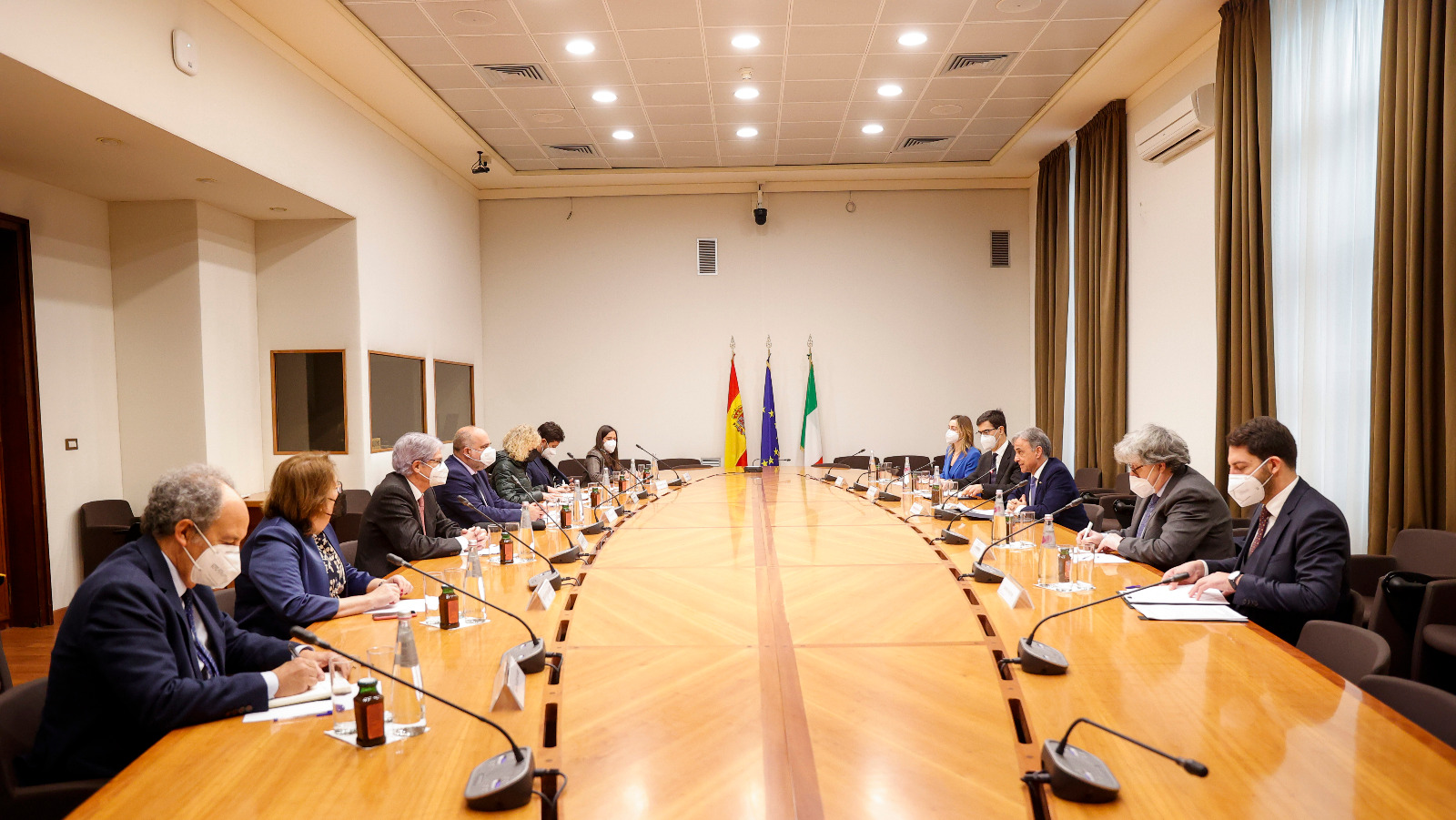 Il SG della Farnesina incontra il Presidente della Commissione Esteri del Congresso Klose