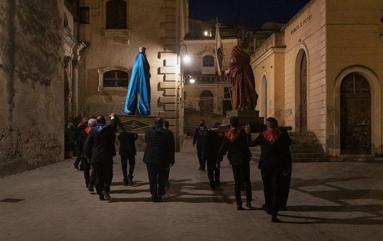 Ad Haifa mostra dellitalo-albanese Adrian Paci