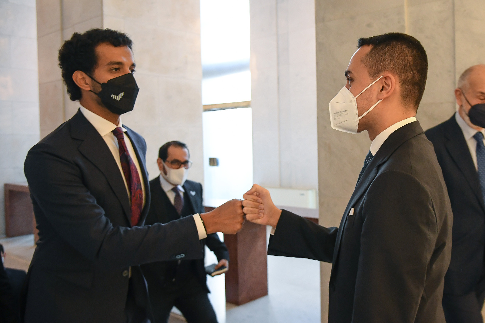 Di Maio incontra Ministro Emirati Arabi