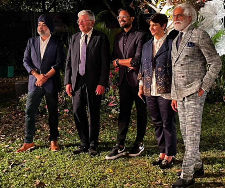 New Delhi, in giardino Ambasciata Lakmé Fashion week