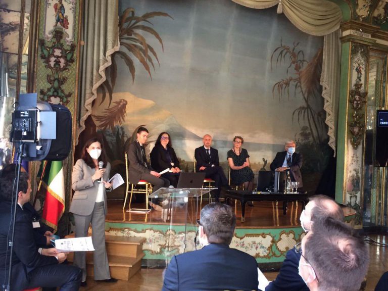 Parigi, tavola rotonda su energie low carbon