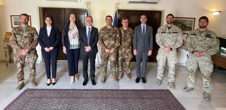 Missione NATO in Iraq, cerimonia d'avvio del comando italiano - Foto di gruppo