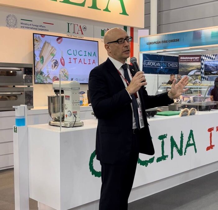 Singapore, oltre 60 aziende italiane alla Fiera Food&Hotel