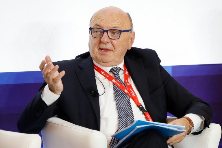 Il Min Ambiente e Sicurezza Energetica Gilberto Pichetto al panel sulle energie rinnovabili