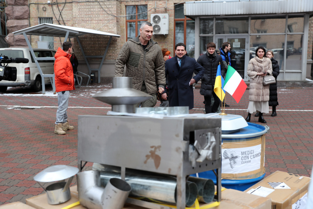 Ucraina dal Governo italiano ulteriori aiuti in tende e generatori