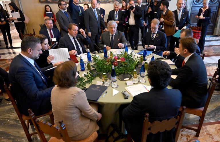 A Roma vertice Balcani occidentali con Albania, Bosnia ed Erzegovina, Kosovo, Macedonia del Nord, Montenegro e Serbia