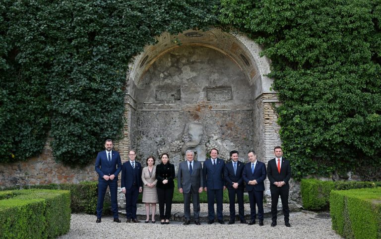 A Roma vertice Balcani occidentali con Albania, Bosnia ed Erzegovina, Kosovo, Macedonia del Nord, Montenegro e Serbia