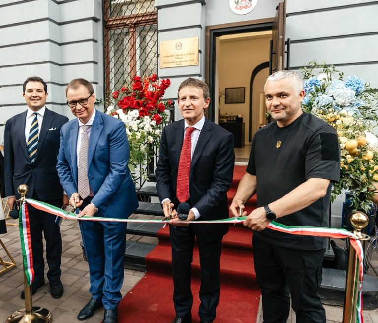 Odessa, inaugurata sede Consolato Onorario d’Italia, il primo in Ucraina