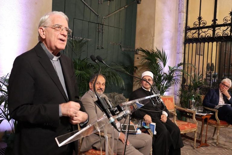 A Palazzo Borromeo premiato libro su Padre dall’Oglio