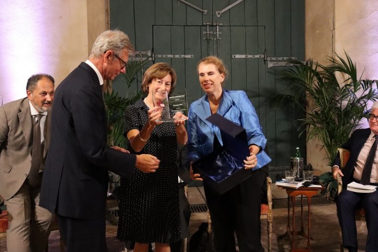 A Palazzo Borromeo premiato libro su Padre dall’Oglio