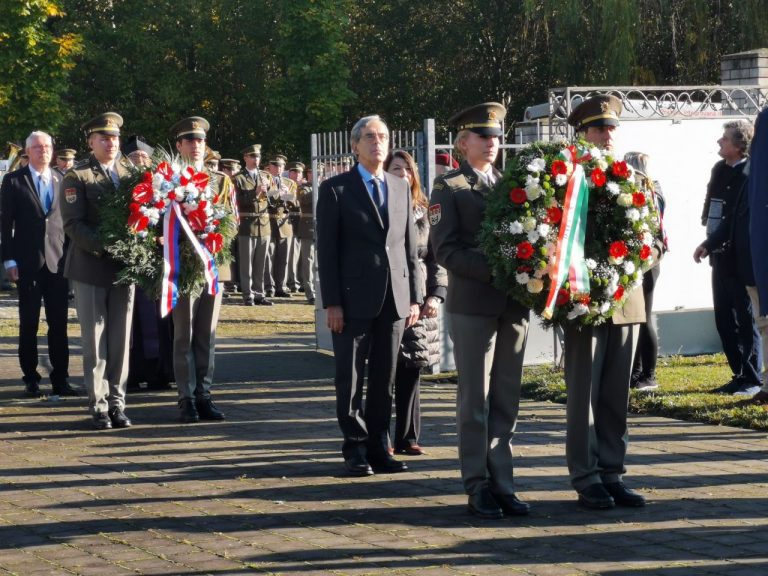 Commemorazione al Sacrario militare italiano di Milovice