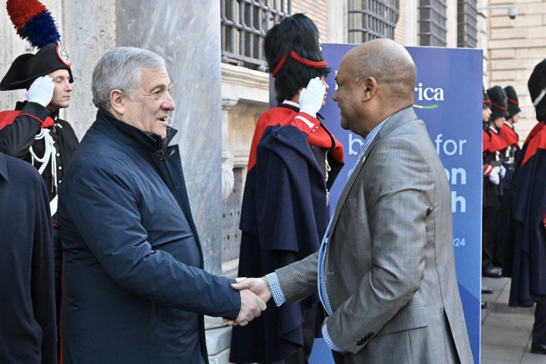 Partecipazione del Ministro Antonio Tajani al Vertice Italia - Africa