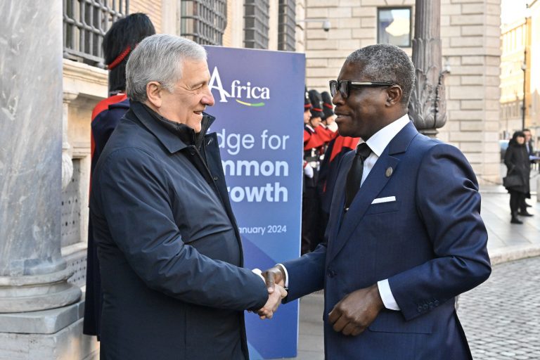 Partecipazione del Ministro Antonio Tajani al Vertice Italia - Africa