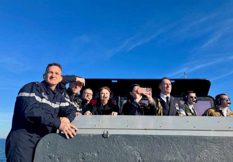 L’Ambasciatrice D’Alessandro visita la portaerei Charles de Gaulle