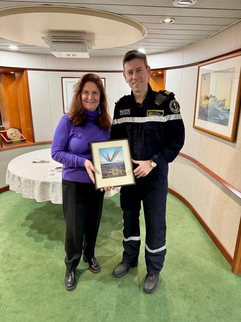 L’Ambasciatrice D’Alessandro visita la portaerei Charles de Gaulle