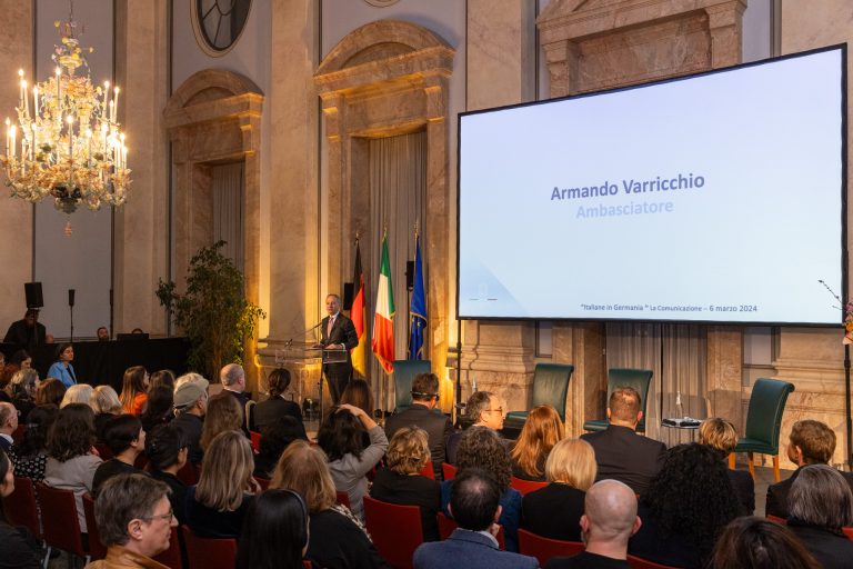 Berlino, “Italiane in Germania la comunicazione”