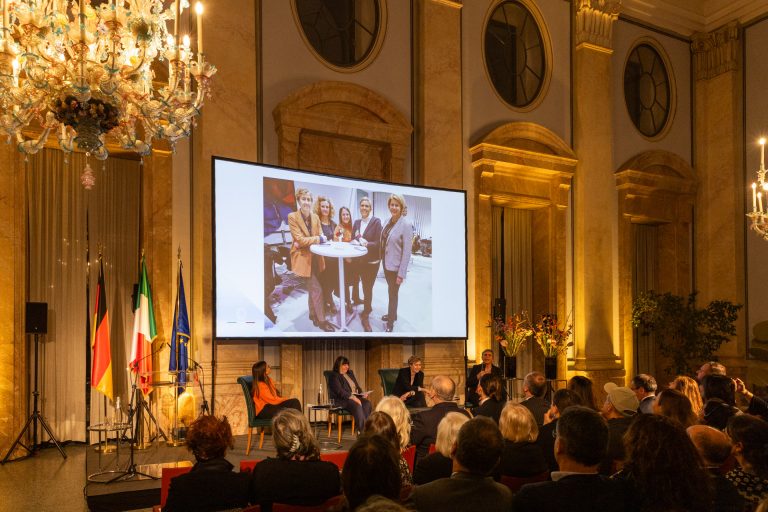 Berlino, “Italiane in Germania la comunicazione”