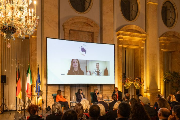 Berlino, “Italiane in Germania la comunicazione”