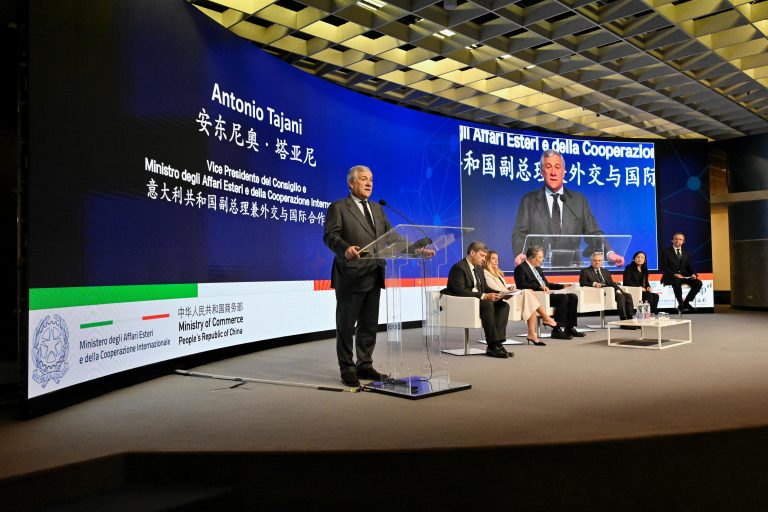 Partecipazione del Ministro Tajani alla Commissione Economica Mista ed al Forum di Dialogo Imprenditoriale Italia-Cina