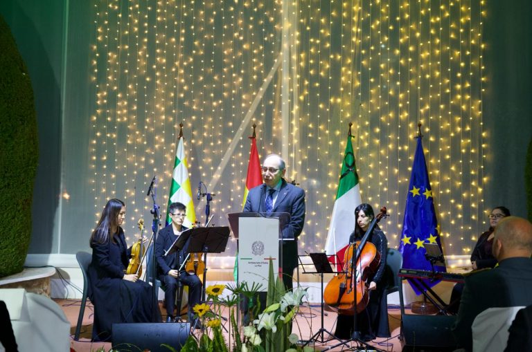 Bolivia, “Serenata alla Repubblica” in Ambasciata