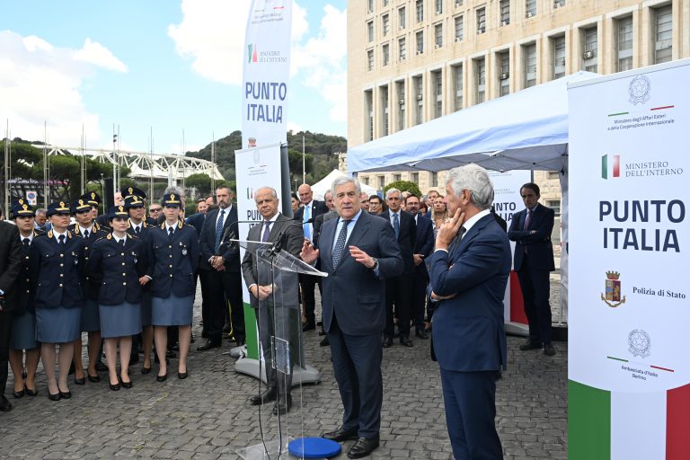 Presentazione del Consolato Mobile “Punto Italia”