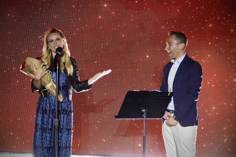 A Los Angeles l’Amerigo Vespucci con Serena Autieri