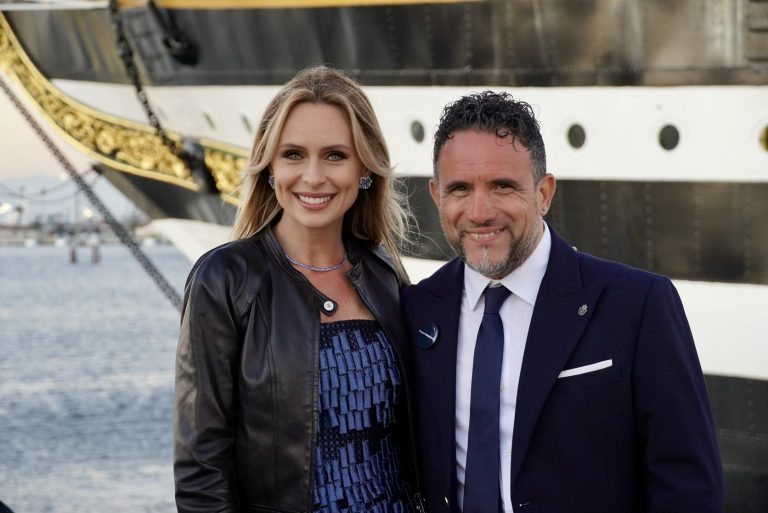 A Los Angeles l’Amerigo Vespucci con Serena Autieri