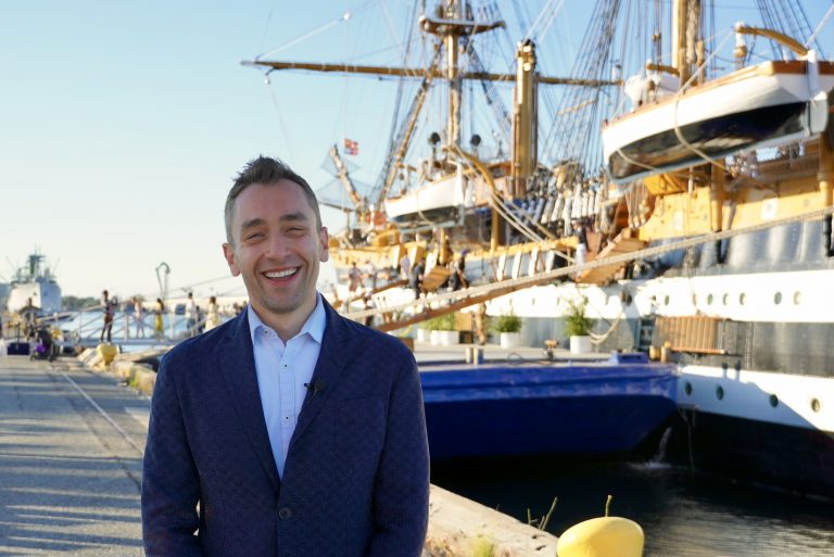 A Los Angeles l’Amerigo Vespucci con Serena Autieri