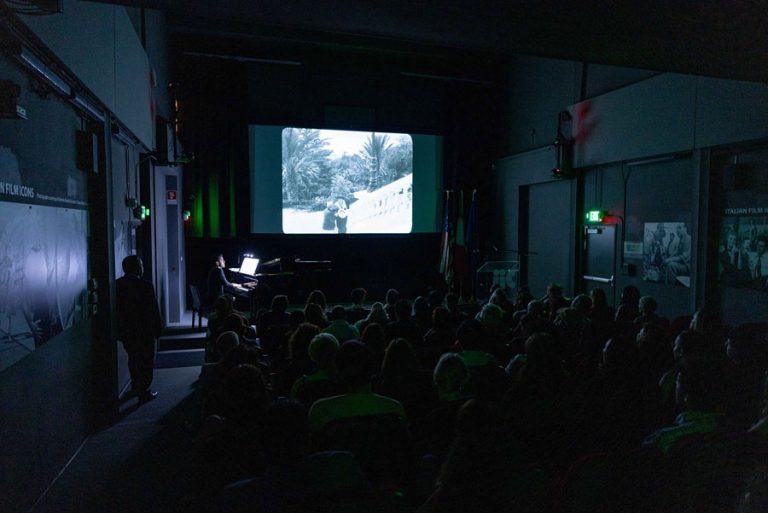 MA L'AMOR MIO NON MUORE