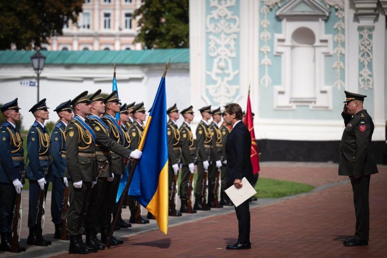 Ucraina, l’Ambasciatore Formosa presenta le lettere credenziali al Presidente Zelensky