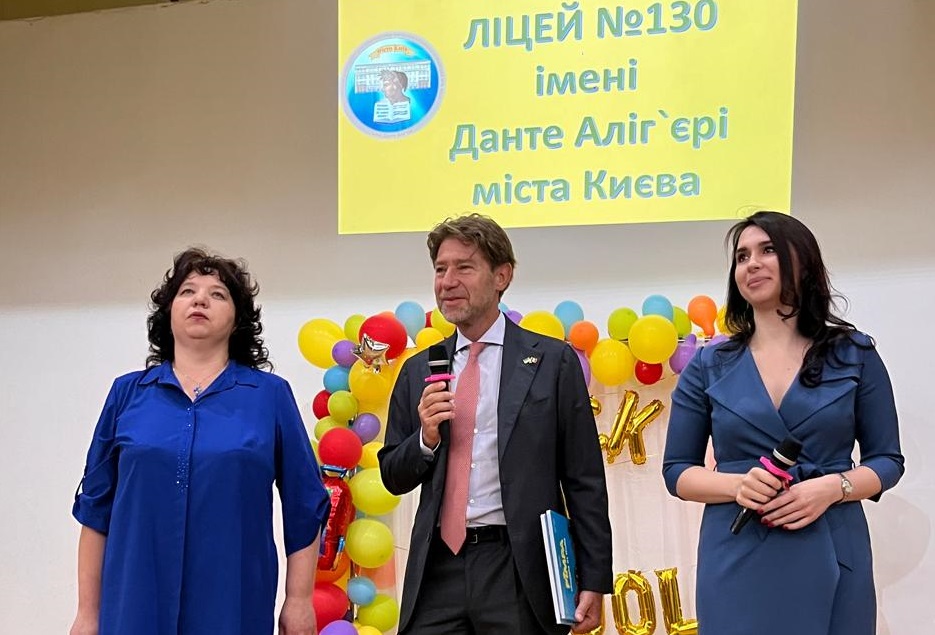 Ucraina, Ambasciatore Formosa all’apertura dell’anno scolastico