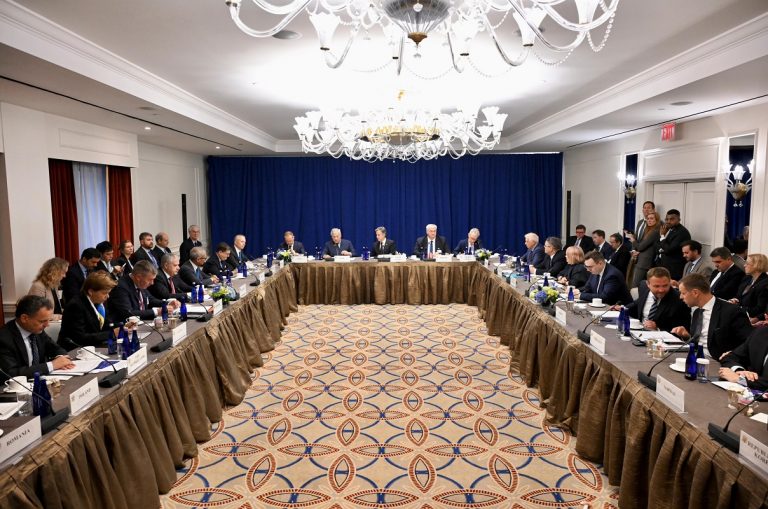 Emergenza energia Ucraina. Tajani co-presiede con Blinken riunione “G7 plus” sul settore energetico in Ucraina