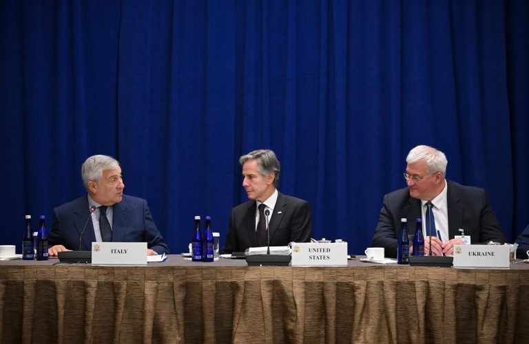 Emergenza energia Ucraina. Tajani co-presiede con Blinken riunione “G7 plus” sul settore energetico in Ucraina