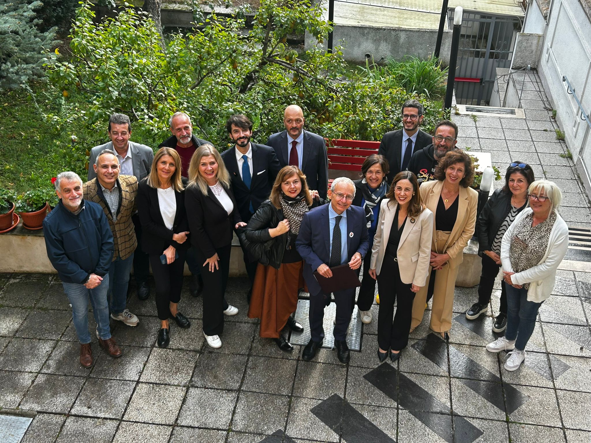 Sarajevo, “Panchina rossa” e Paola Cortellesi contro la violenza di genere