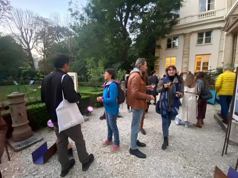 A Parigi IOSONOVULNERABILE @MovimentoVulnerarteAPS