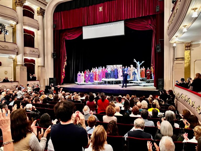 “Madama Butterfly” in scena a Bahia Blanca “Madama Butterfly” in scena a Bahia Blanca