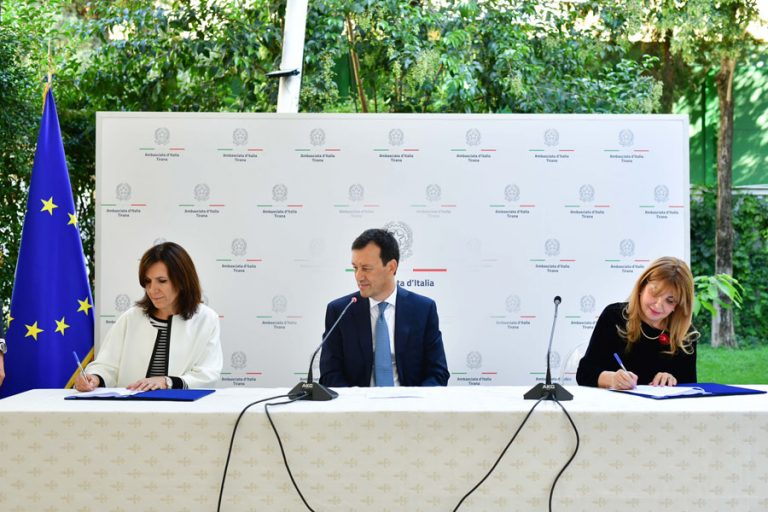 Tirana: firmato l’Accordo Rai Com-RTSH