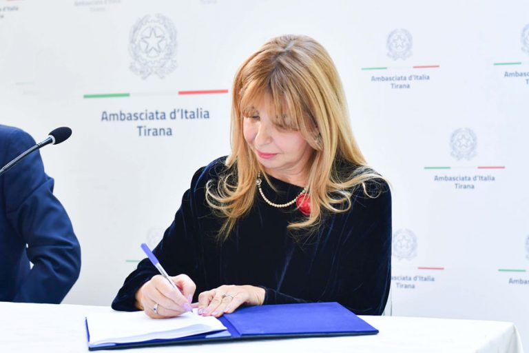 Tirana: firmato l’Accordo Rai Com-RTSH