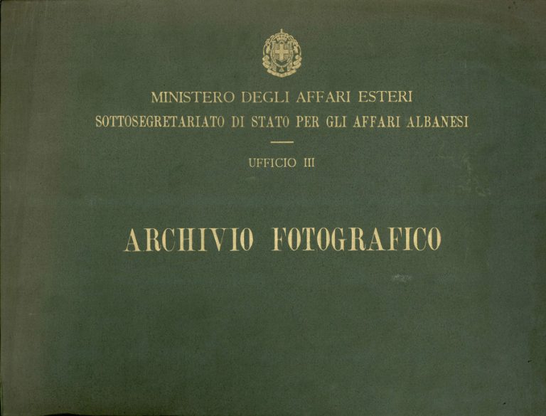 Alla scoperta dei fondi fotografici del MAECI