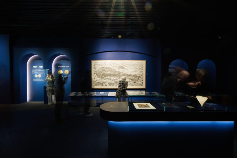 Shanghai, inaugurata la mostra “Wonders of The World”