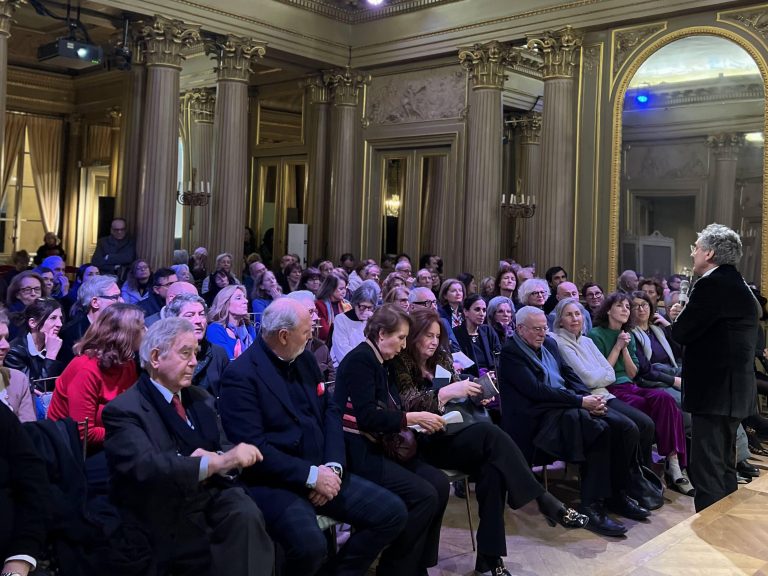 Parigi, “Un Natale a casa Croce” @ Francesco Boscolo Lisetto