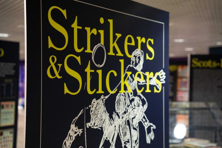 Edimburgo, Mostra “Strikers & Stickers” @Davide Sabattini