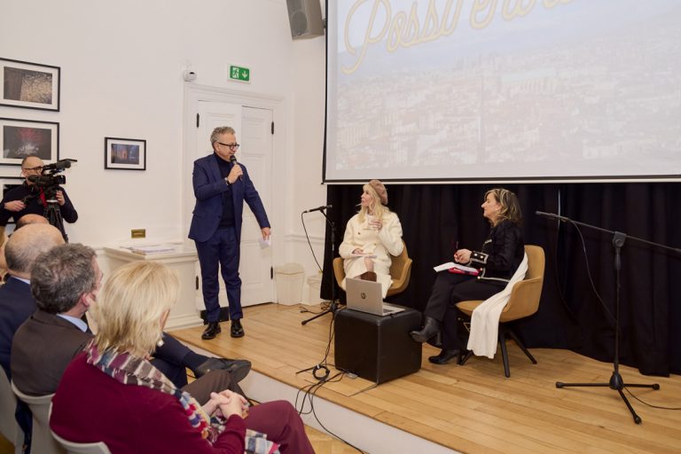 Londra, presentazione del documentario “Ode to Napo @FLORA_LUNA"